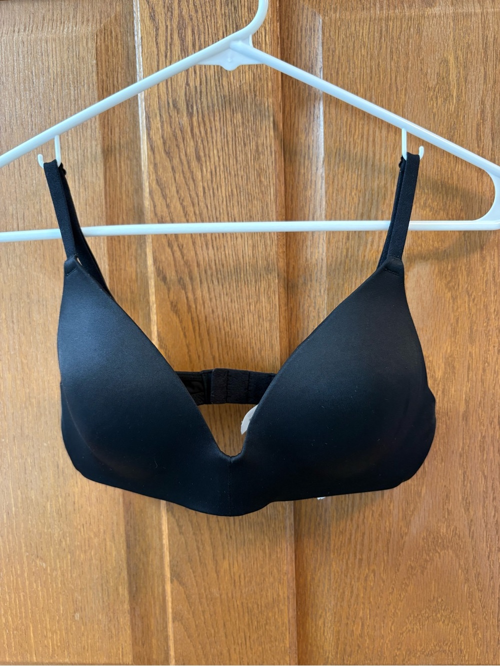 PINK Victoria's Secret Black Smooth Plunge Bra